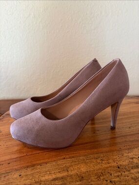 Madden Girl faux Suede High Heel Pumps